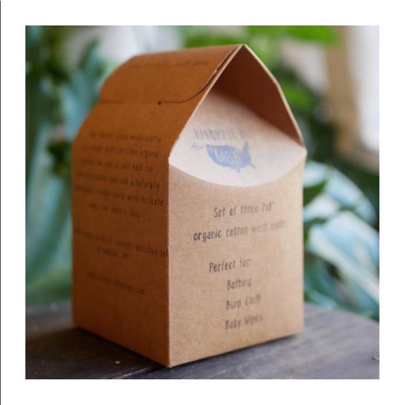 New in Box Free People x Lovewild Breast Wreath Washcloth set - Picture 2 of 11